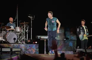 Coldplay performing in Nashville on July 22 (Image via Getty)