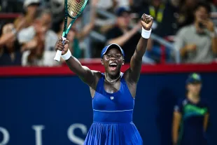 Victoria Mboko is a US-born, Canada-raised, up-and-coming tennis star (Image via Minas Panagiotakis/Getty Images)